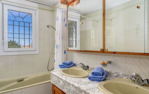 Villa Juna - Photo 14